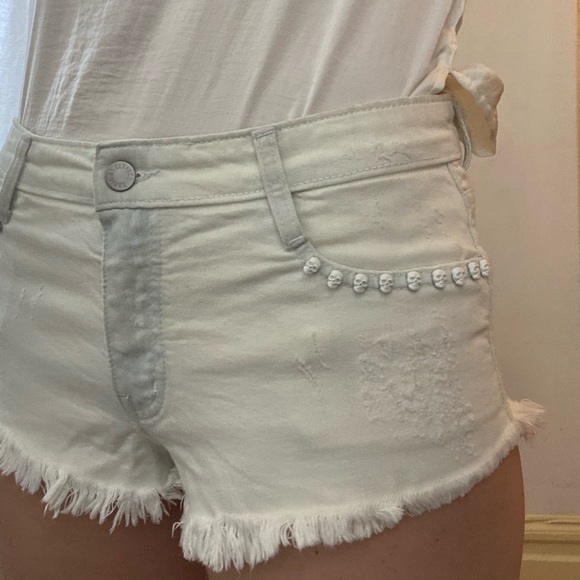 Zadig & Voltaire Pants - zadig & voltaire• light wash denim shorts